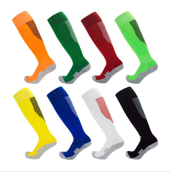China Knee High Long Thermal Socks Suppliers, Manufacturers
