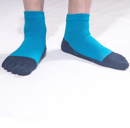 Custom solid color crew sport socks