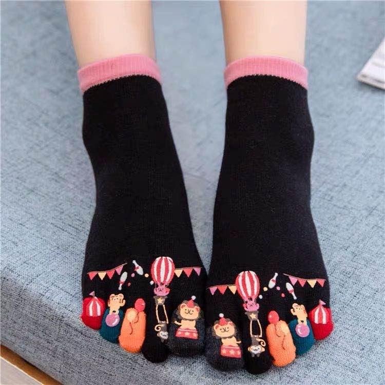 Custom Socks Wholesale and Custom Socks Bulk - article